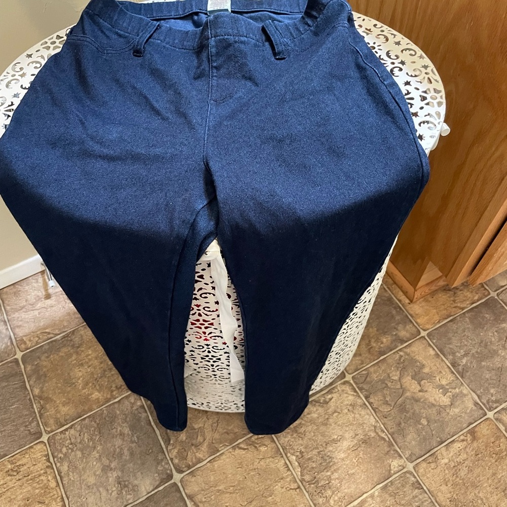 Faded Glory Stretchy Leggings size M 8-10 women  Capri short